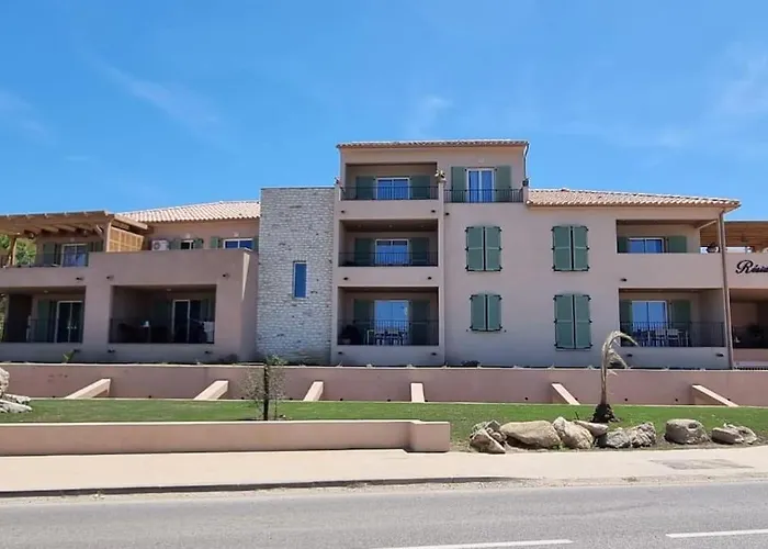 Chez Emma, Le Luxe En Bord De By Monarca * Saint-Florent (Corsica)