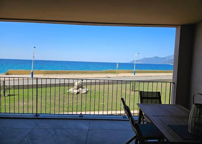 Chez Emma, Le Luxe En Bord De By Monarca * Saint-Florent (Corsica)